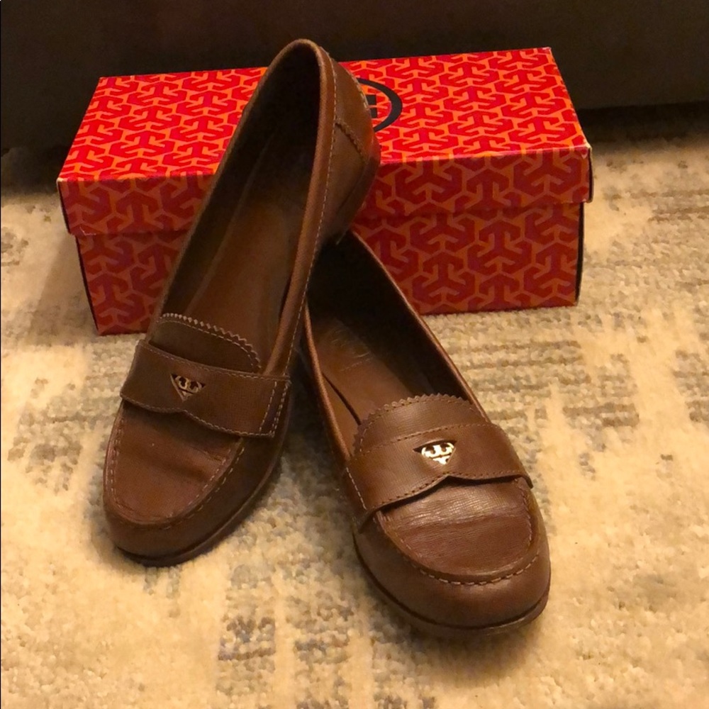 Tory Burch Pennie Low Heel loafer Saffiano Leather